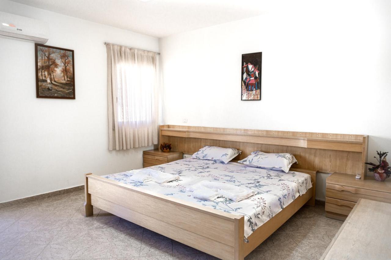 City Center Two Private Bedrooms Near Scanderbeg Square On Shared Apartment Τίρανα Εξωτερικό φωτογραφία
